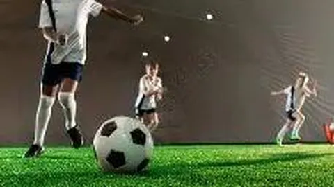 中国男篮备战世预赛：11月28日京韩对决，阵容轮廓渐明