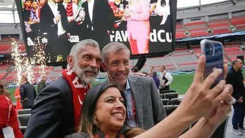 我国千帆极轨03组卫星顺利升空，新华社讯